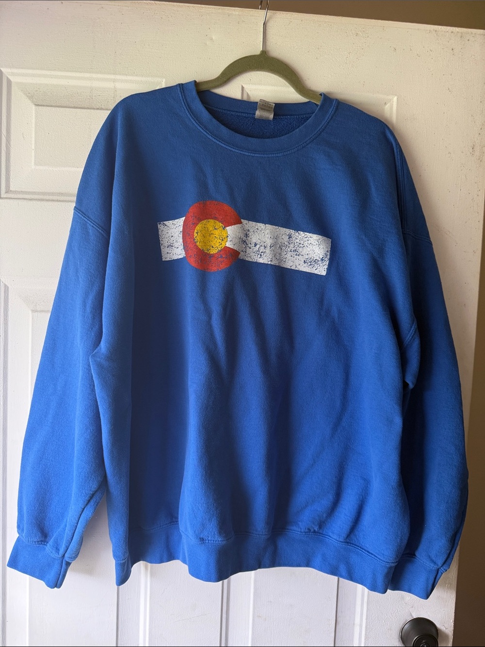 Gildan heavy blend  Colorado crewneck